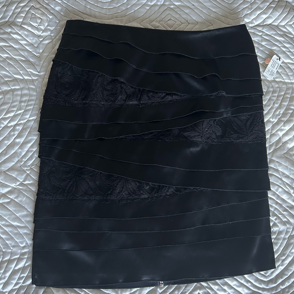 Elegant Black Women's Skirt